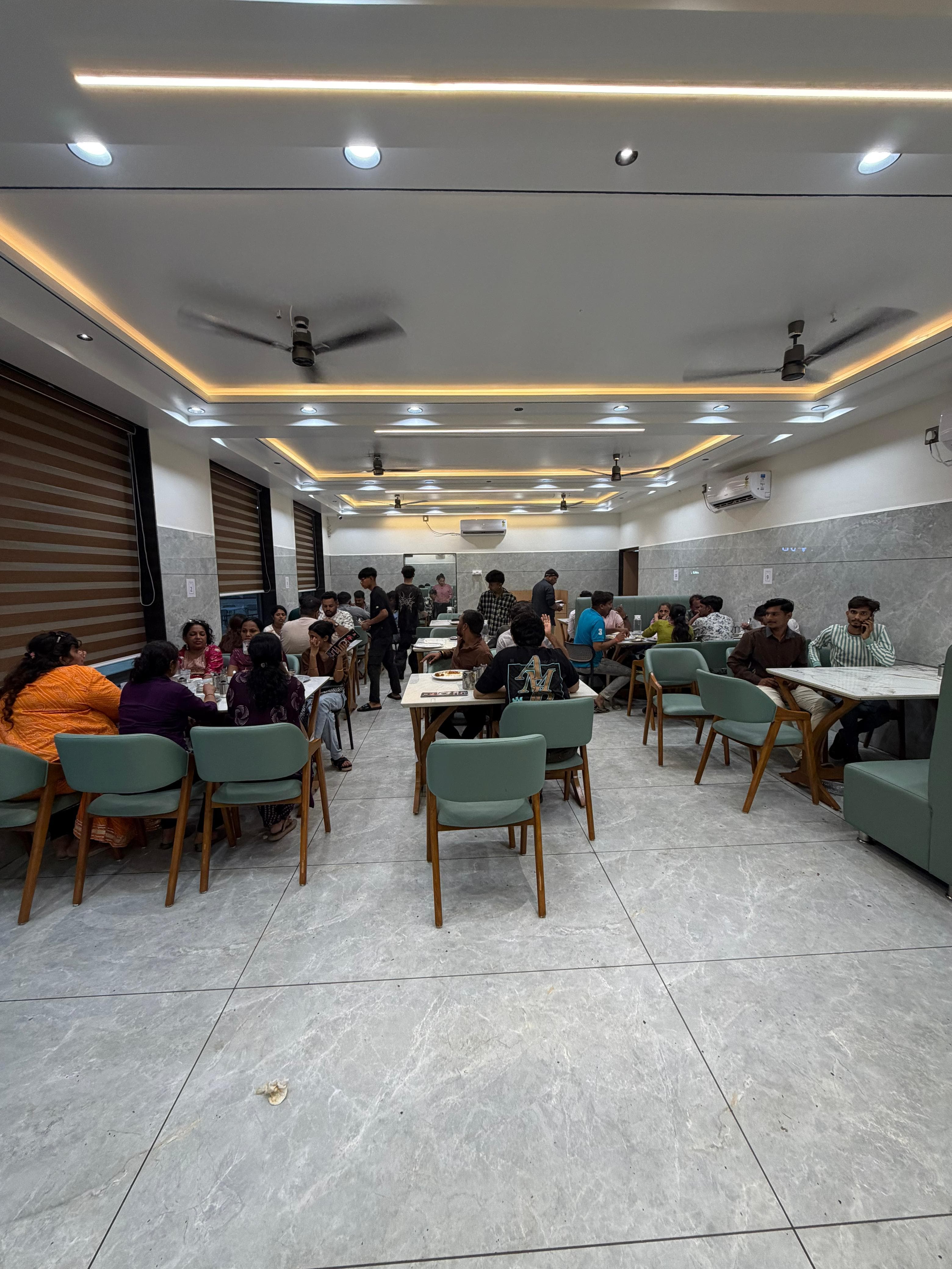 Restaurant Seating